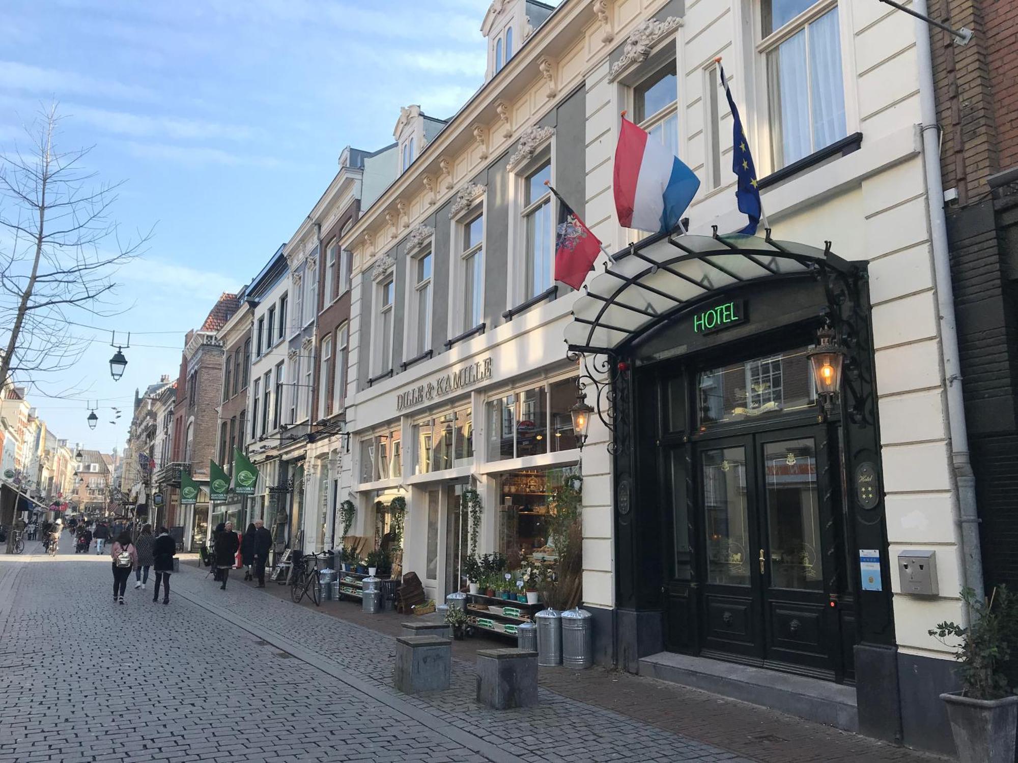 De Gulden Waagen Hotel Nijmegen Bagian luar foto
