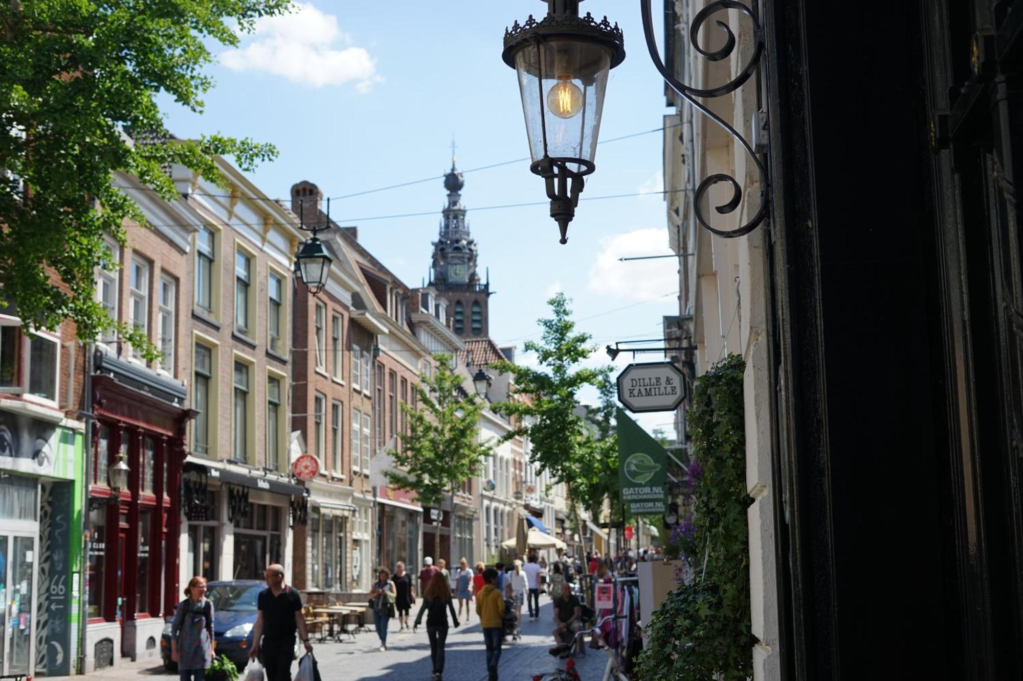 De Gulden Waagen Hotel Nijmegen Bagian luar foto