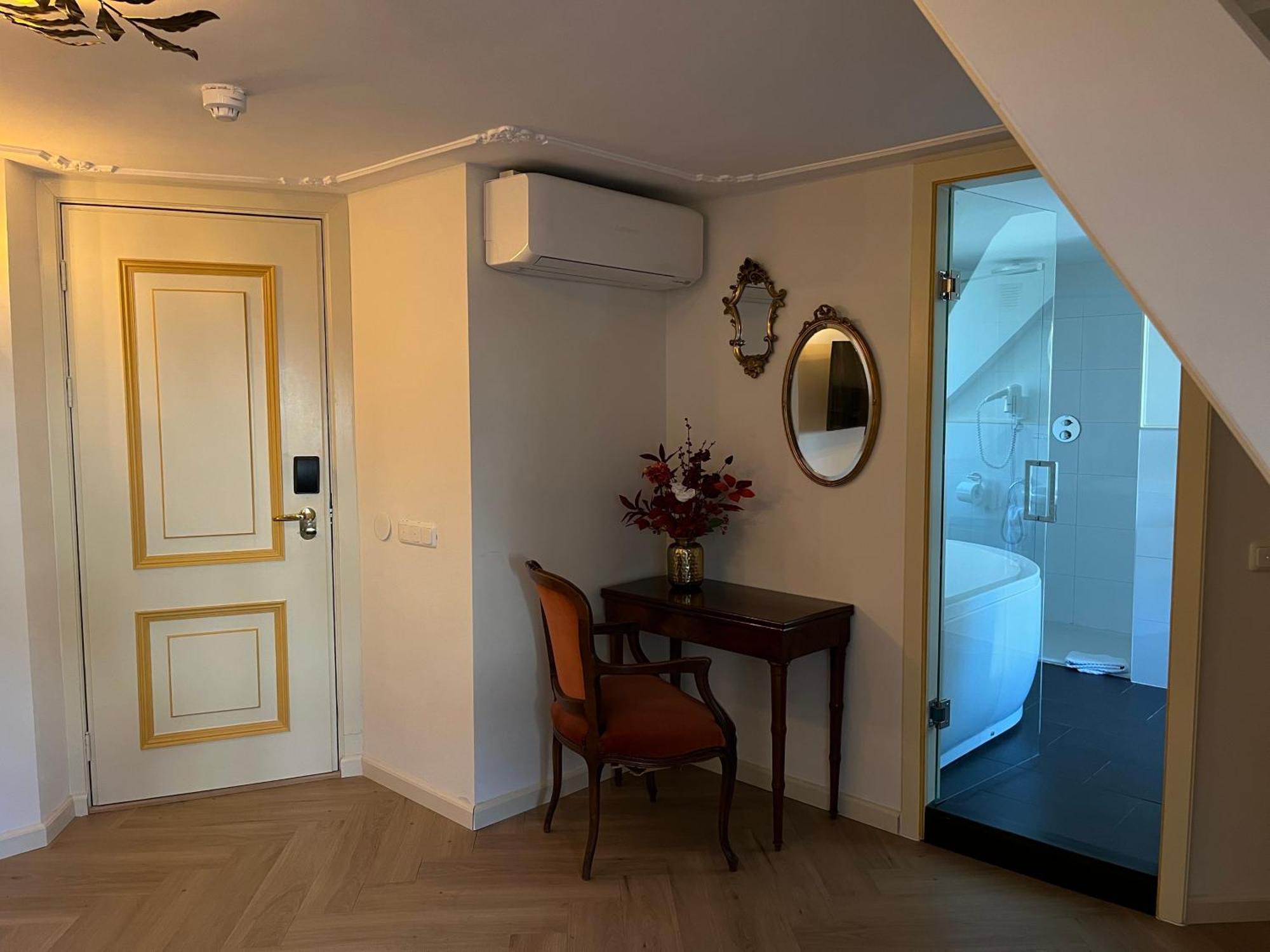De Gulden Waagen Hotel Nijmegen Bagian luar foto