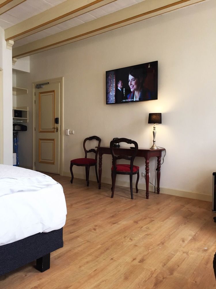 De Gulden Waagen Hotel Nijmegen Bagian luar foto