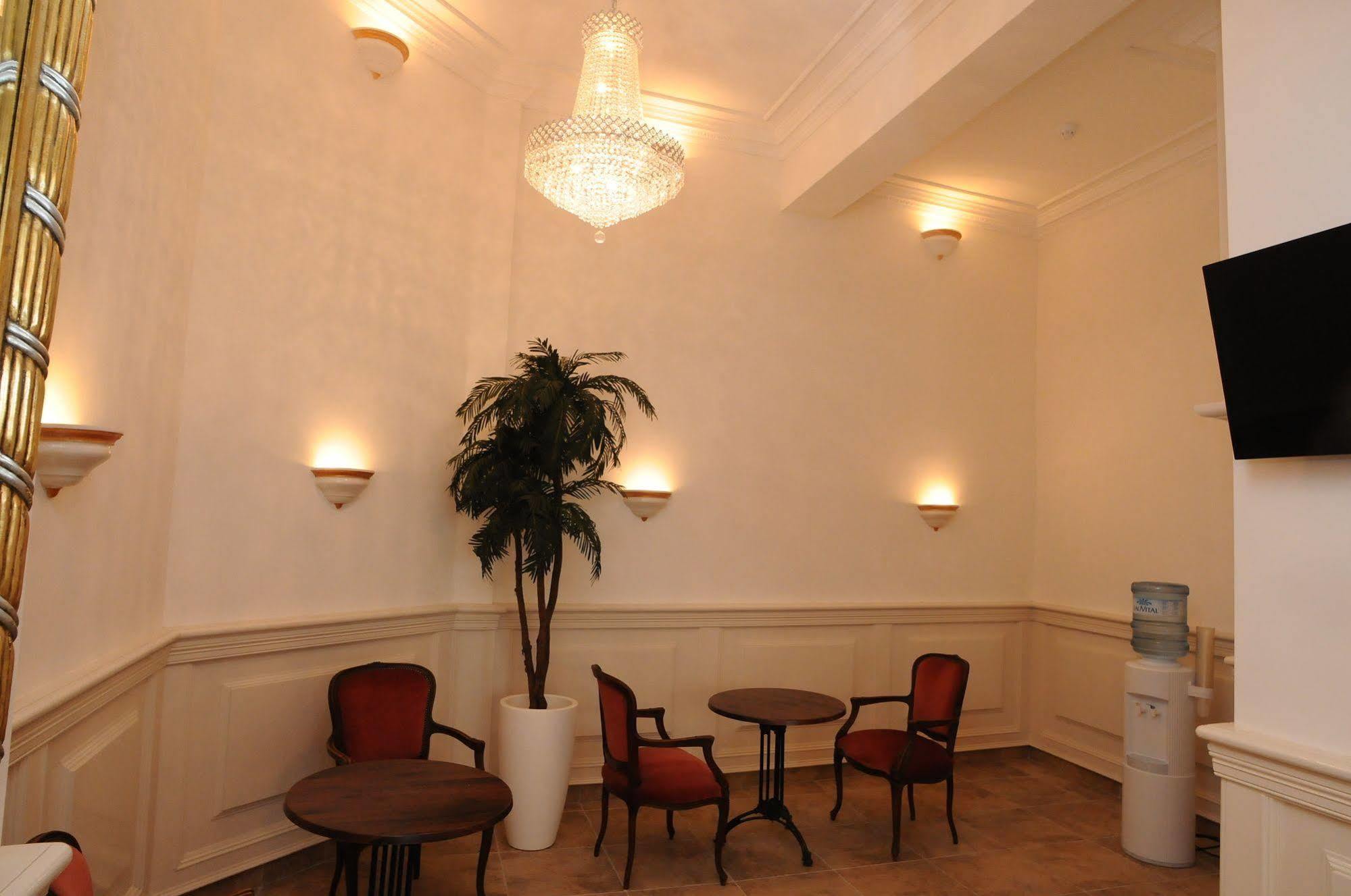 De Gulden Waagen Hotel Nijmegen Bagian luar foto