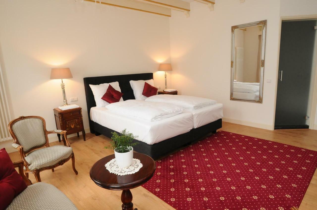 De Gulden Waagen Hotel Nijmegen Bagian luar foto